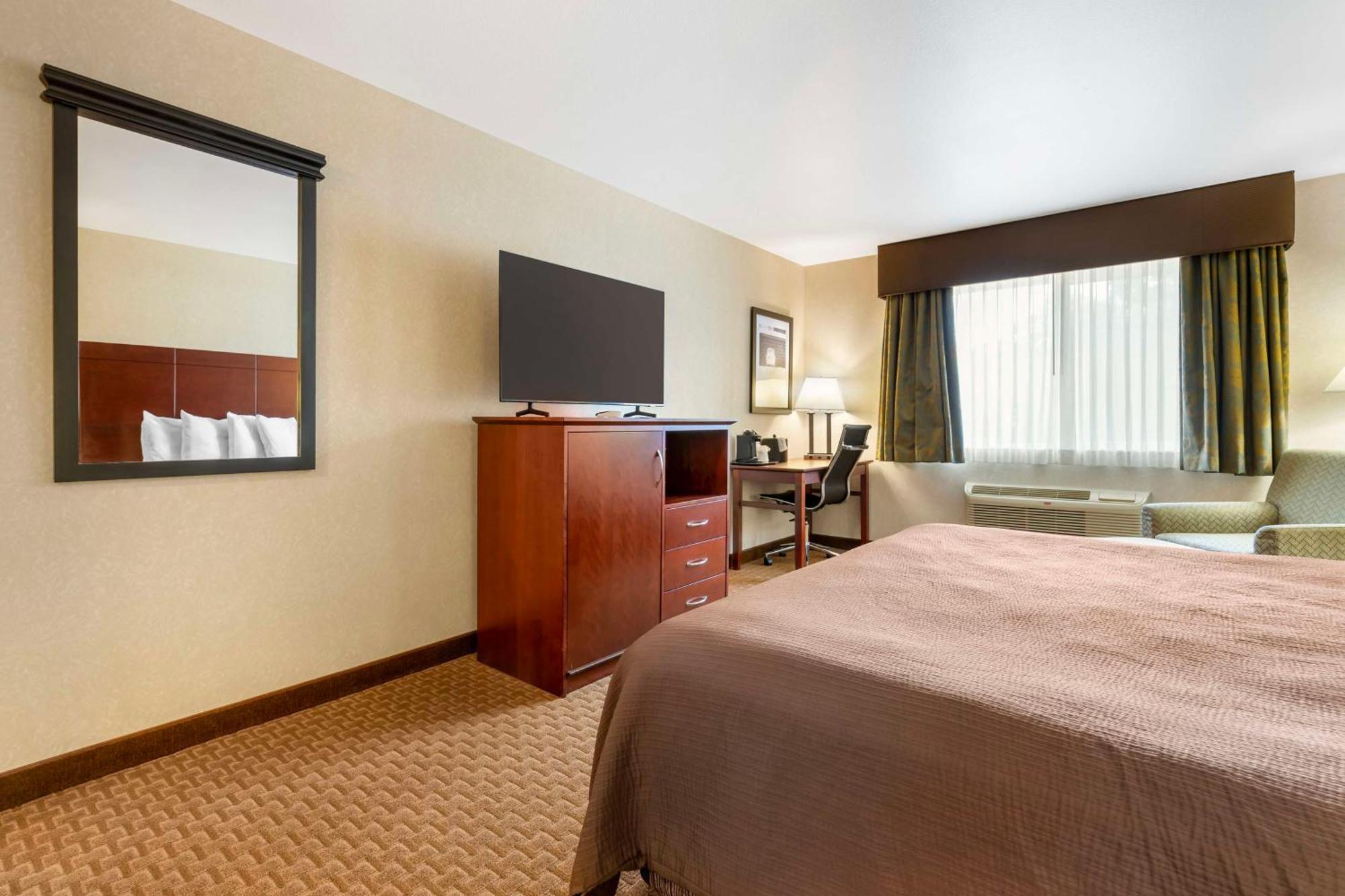 Best Western Wittenberg Inn מראה חיצוני תמונה