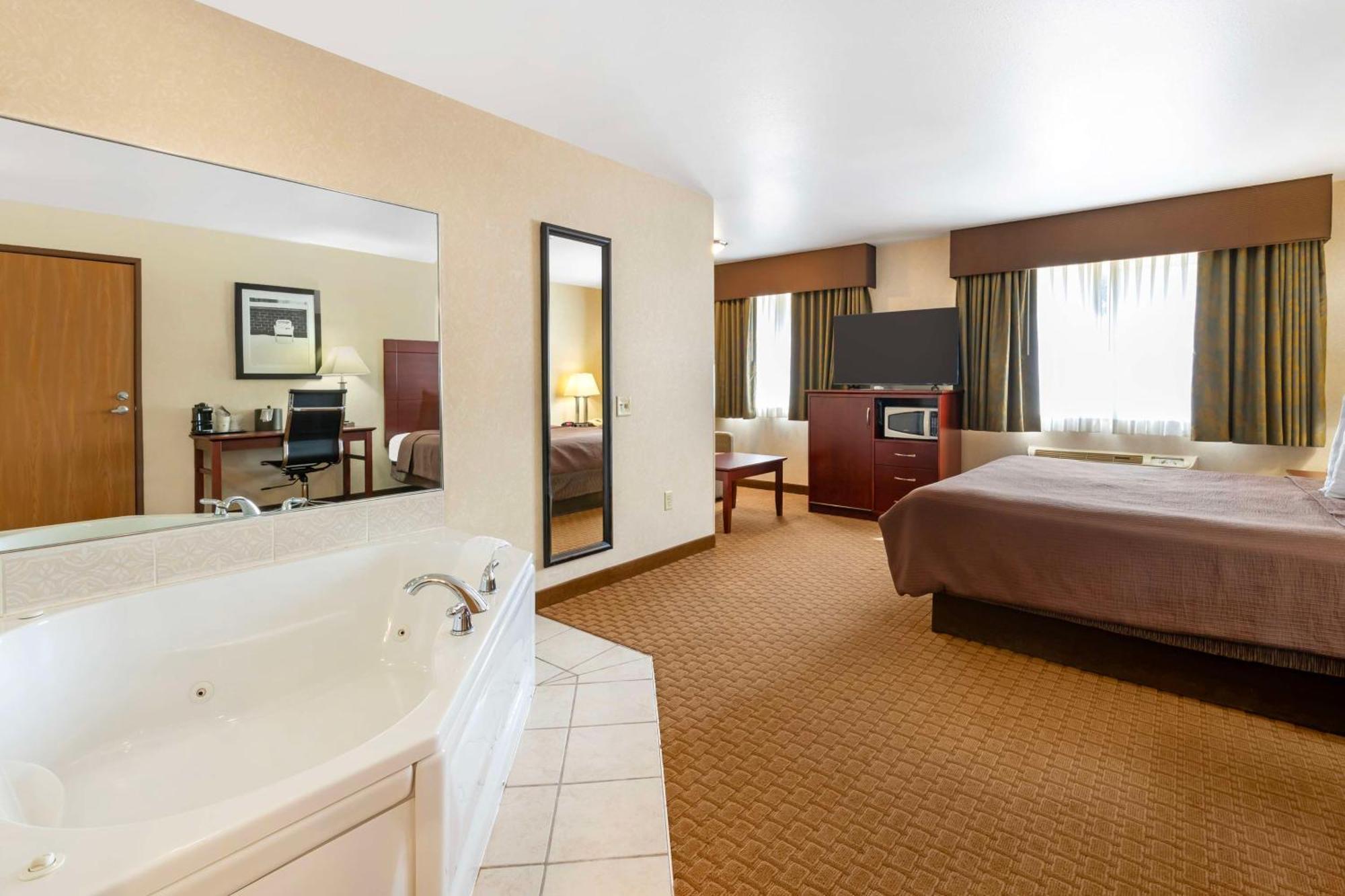 Best Western Wittenberg Inn מראה חיצוני תמונה