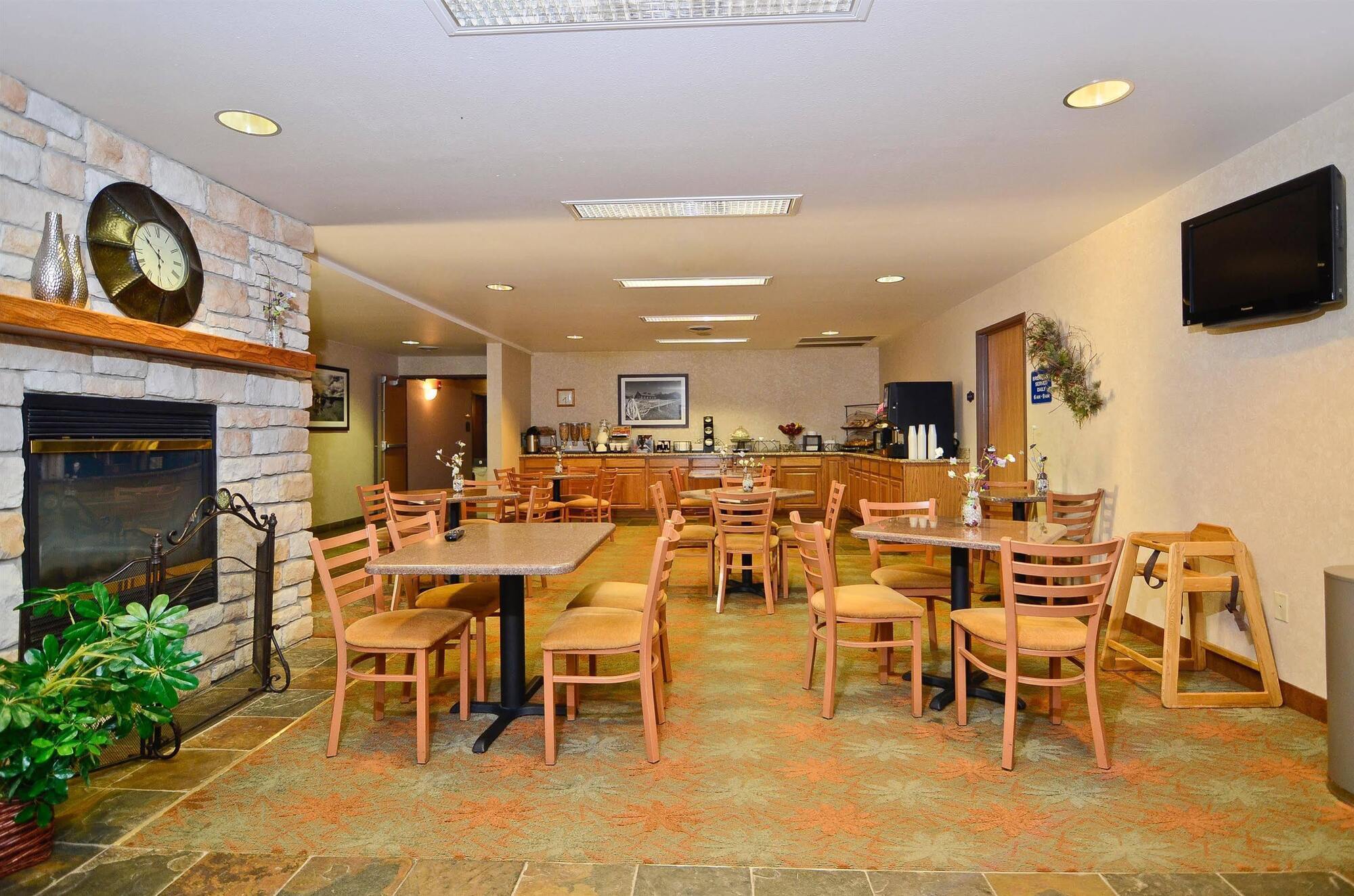 Best Western Wittenberg Inn מראה חיצוני תמונה